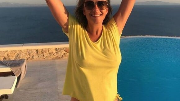Elizabeth Hurley : 53 ans, divine en maillot et détendue à la plage