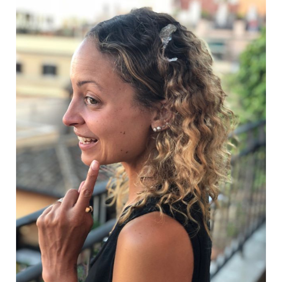 Nicole Richie recouverte de fiente d'oiseau lors de ses vacances en Italie. Juillet 2018.