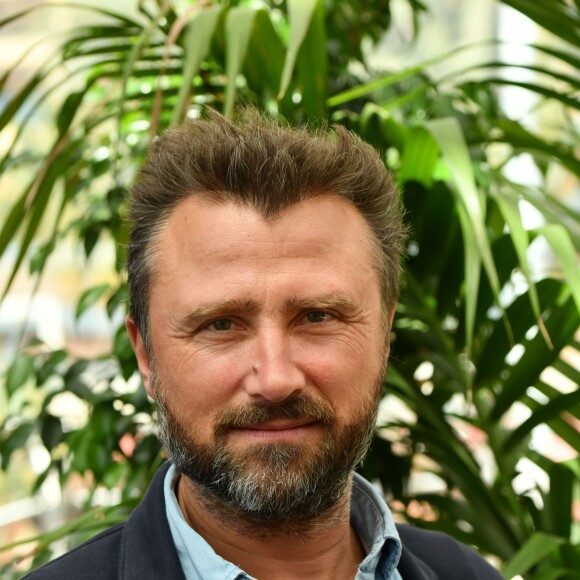 Alexandre Brasseur durant un photocall pour la série "Demain nous appartient" dans le cadre du 58ème Festival de Télévision de Monte Carlo au Grimaldi Forum à Monaco le 16 juin 2018. © Bruno Bebert / Bestimage
