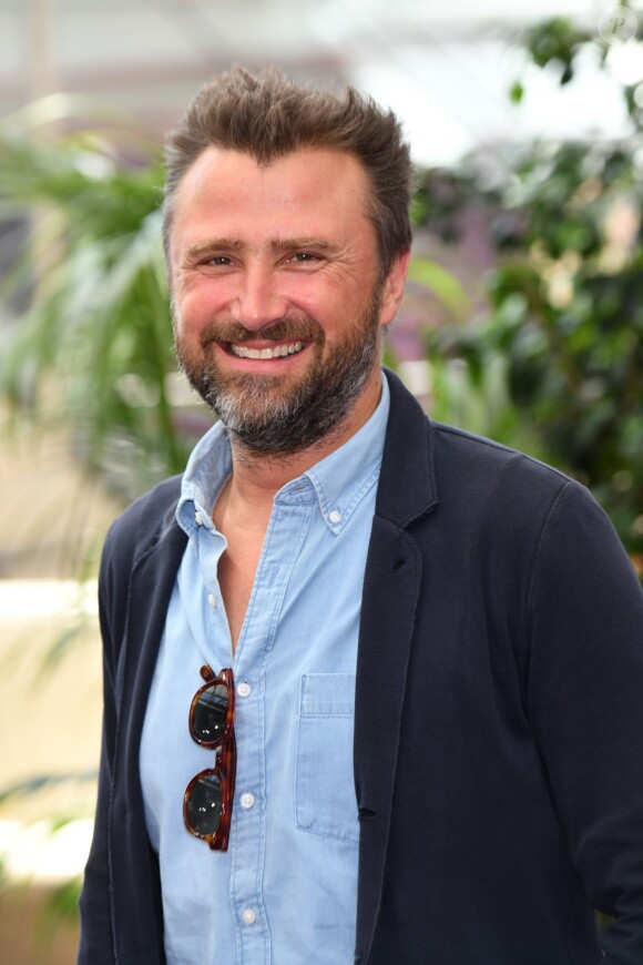 Alexandre Brasseur durant un photocall pour la série "Demain nous appartient" dans le cadre du 58ème Festival de Télévision de Monte Carlo au Grimaldi Forum à Monaco le 16 juin 2018. © Bruno Bebert / Bestimage