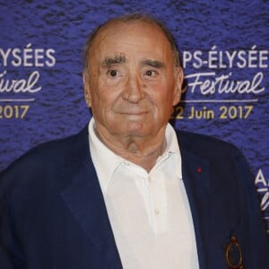 Claude Brasseur lors du photocall pour l'ouverture du 6ème "Champs Elysées Film Festival" à Paris, le 15 juin 2017. © Marc Ausset-Lacroix/Bestimage