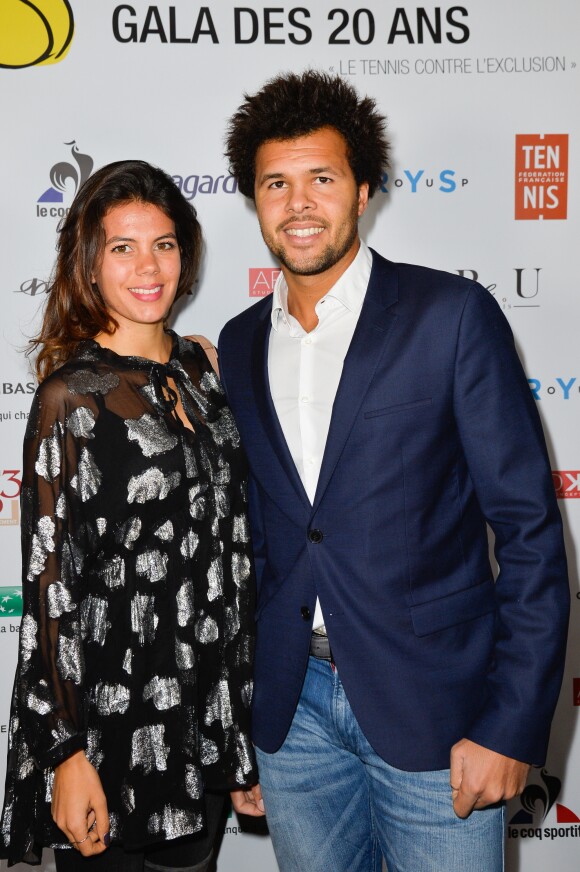 Jo-Wilfried Tsonga et sa compagne Noura, enceinte - Soirée de gala des 20 ans de l'association "Fête le Mur" de Yannick Noah au Chalet des Iles à Paris le 9 novembre 2016. © Coadic Guirec/Bestimage