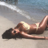 Ayem Nour sublime sirène en bikini : Son corps de rêve retrouvé fait sensation
