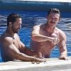 Luke Evans amoureux ? Le beau Victor Turpin ne le quitte plus...