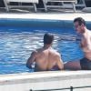Luke Evans et Victor Turpin dans un hôtel à Portofino en Italie, le 24 juillet 2018.