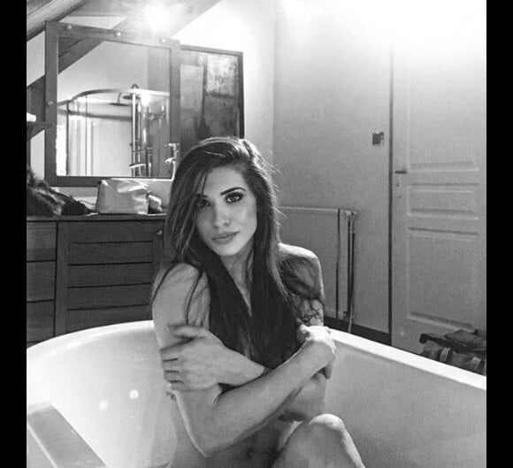 Sarah Coulomb (Bienvenue à l'hôtel) se dévoile presque nue - Instagram, 24 février 2018