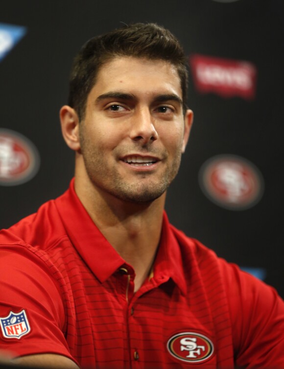 Jimmy Garoppolo, quarterback des 49ers de San Francisco, lors de sa présentation après la signature de son contrat, le 31 octobre 2017 à Santa Clara en Californie.