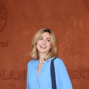 Julie Gayet au village lors des internationaux de tennis de Roland Garros à Paris, le 9 juin 2018. © Cyril Moreau/Bestimage