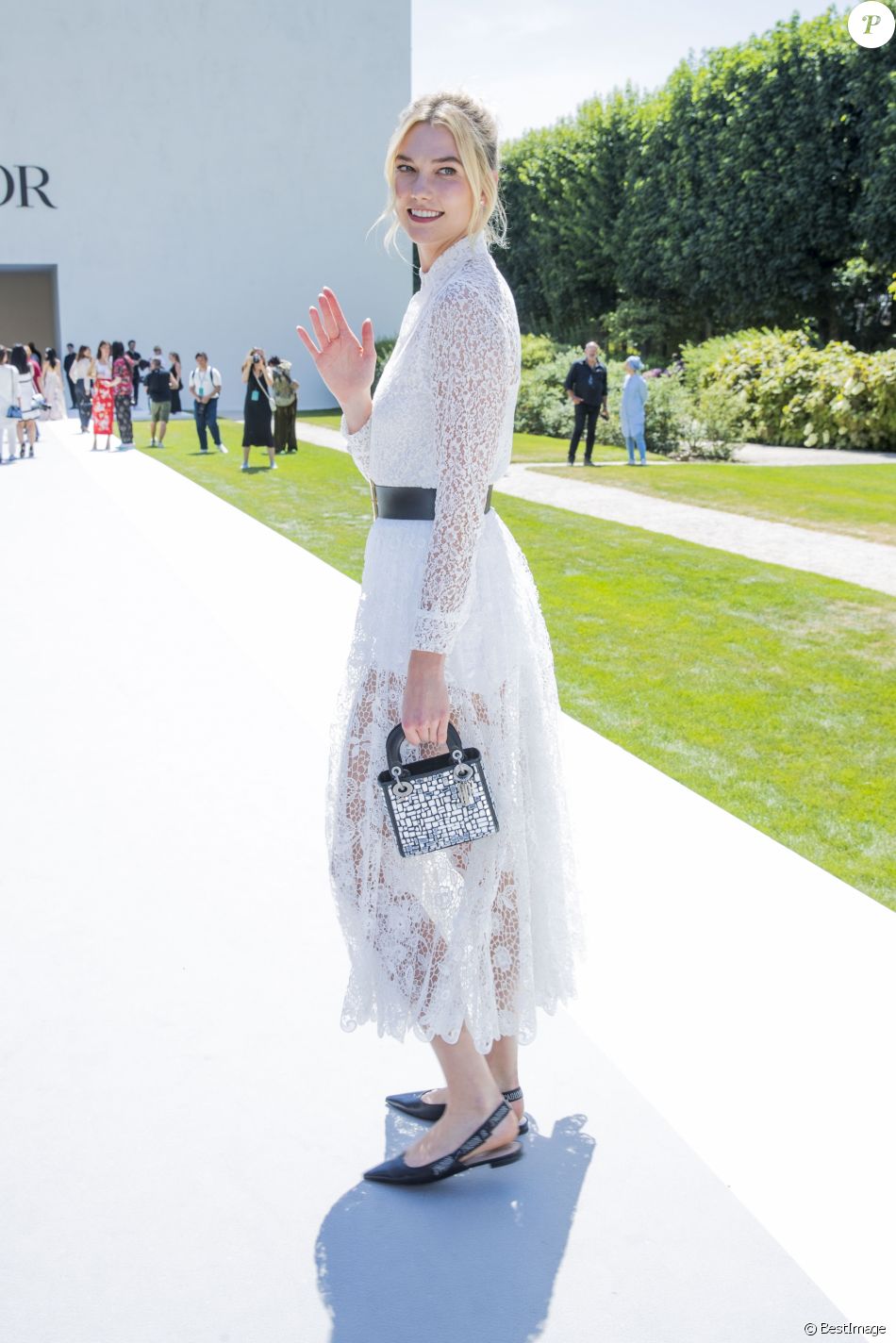 Karlie Kloss - Défilé de mode &quot;Christian Dior&quot;, collection Haute-Couture automne-hiver 2018/2019, à Paris. Le 2 juillet 2018 © Olivier Borde / Bestimage