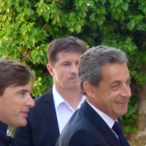 Exclusif - Olivier Chartier, Nicolas Sarkozy - Mariage de la navigatrice et femme politique et vice-présidente de la région Sud-Provence-Alpes-Côte-d'Azur, Maud Fontenoy avec le conseiller régional poitevin Olivier Chartier à l'église de Gassin dans le Var le 26 mai 2018. Maud Fontenoy va accoucher de son 4ème enfant dans moins d'une semaine. © Christiane Georges/Nice Matin/Bestimage