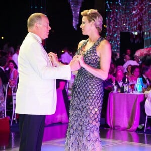 Le prince Albert II de Monaco et la princesse Charlene lors du 70e gala de la Croix-Rouge monégasque à Monaco le 27 juillet 2018. © Eric Mathon/Le Palais Princier/Monte-Carlo-SBM via Bestimage