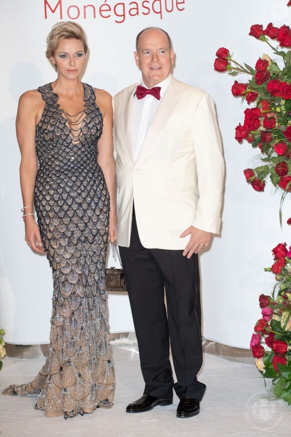 Le prince Albert II de Monaco et la princesse Charlene lors du 70e gala de la Croix-Rouge monégasque à Monaco le 27 juillet 2018. © Pierre Villard/Le Palais Princier/Monte-Carlo-SBM via Bestimage