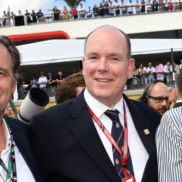 Le prince Albert II de Monaco et la princesse Charlene de Monaco au Grand Prix de France au Castellet le 24 juin 2018. © Bruno Bebert / Bestimage