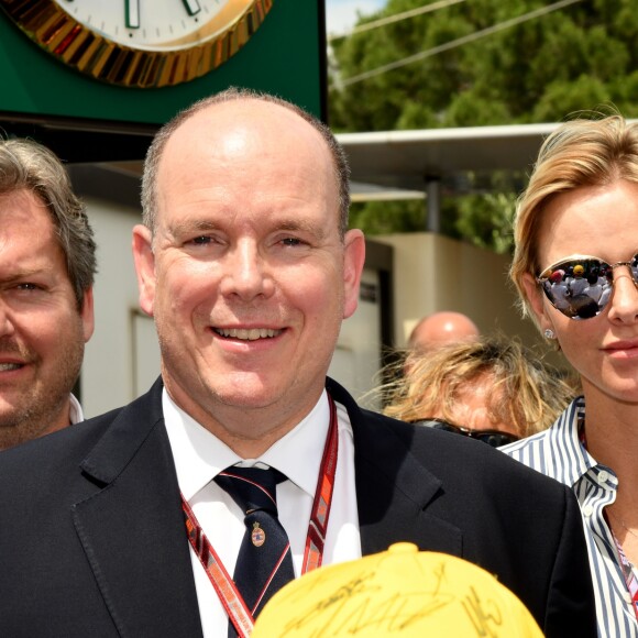 Le prince Albert II de Monaco et la princesse Charlene de Monaco au Grand Prix de France au Castellet le 24 juin 2018. © Bruno Bebert / Bestimage