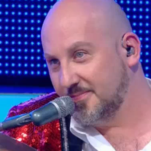 Richard, le batteur de "N'oubliez pas les paroles", quitte l'émission - France 2, 4 août 2018