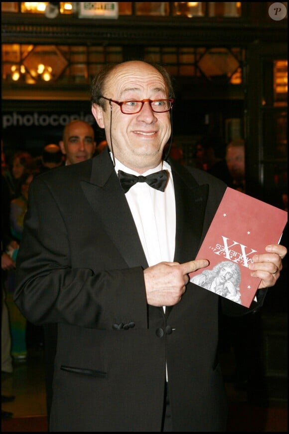 Etienne Chicot à la 20ème cérémonie des Molières au Théâtre Mogador à Paris en avril 2006