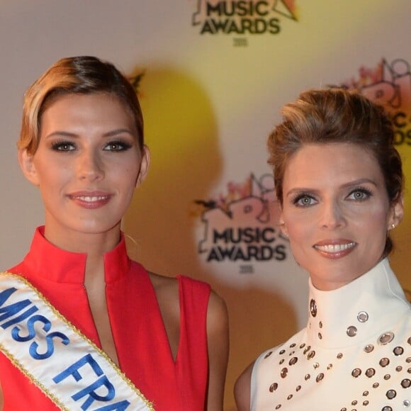 Camille Cerf (Miss France 2015), Sylvie Tellier - Arrivées à la 17ème cérémonie des NRJ Music Awards 2015 au Palais des Festivals à Cannes, le 7 novembre 2015. © Rachid Bellak/Bestimage