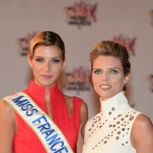 Camille Cerf (Miss France 2015), Sylvie Tellier - Arrivées à la 17ème cérémonie des NRJ Music Awards 2015 au Palais des Festivals à Cannes, le 7 novembre 2015. © Rachid Bellak/Bestimage