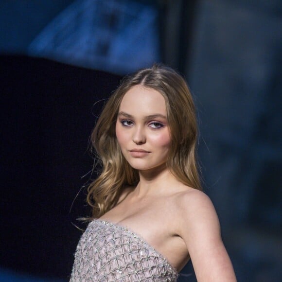 Lily-Rose Depp - Photocall du défilé de la collection Croisière Chanel 2018/2019 au Grand Palais à Paris, France, le 3 mai 2018. © Olivier Borde/Bestimage