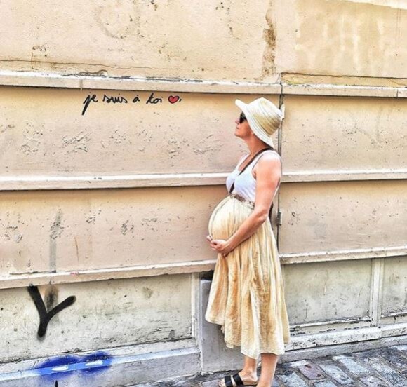 Maya Lauqué dévoile son baby bump - Instagram, 27 juin 2018