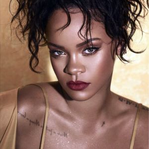 Rihanna pose pour la campagne publicitaire de "Fenty Beauty". New York, le 11 juillet 2018.