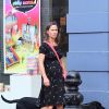 Exclusif - Pippa Middleton, enceinte, promène ses chiens dans les rues de Chelsea à Londres le 19 juillet 2018.