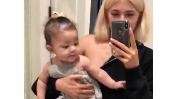 Kylie Jenner publie de rares vidéos de sa fille Stormi, bébé craquant et potelé