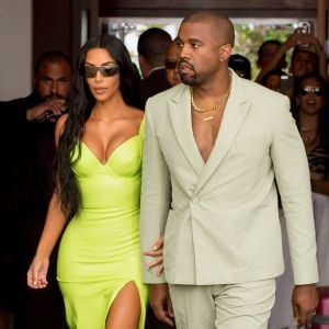 Kim Kardashian et Kanye West arrivent à la Villa (Casa Casuarina), ex-propriété de Gianni Versace, pour la réception du mariage de 2 Chainz et Kesha Ward. Miami, le 18 août 2018.