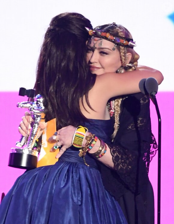 Camila Cabello et Madonna aux MTV Video Music Awards 2018 à New York, le 20 août 2018.