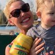Katherine Heigl a partagé des photos de sa journée à la piscine avec sa famille sur Instagram, août 2018