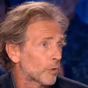 Stéphane Freiss sur le plateau de l'émission "On n'est pas couché" diffusée sur France 2 le 2 septembre 2018.