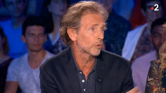 Stéphane Freiss sur le plateau de l'émission "On n'est pas couché" diffusée sur France 2 le 2 septembre 2018.