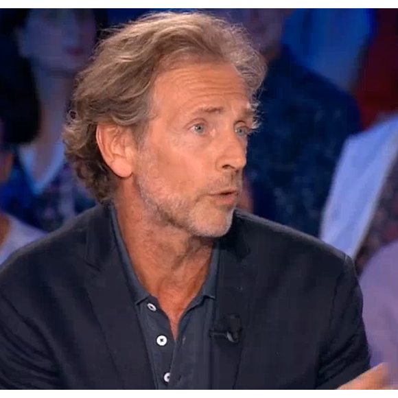 Stéphane Freiss sur le plateau de l'émission "On n'est pas couché" diffusée sur France 2 le 2 septembre 2018.