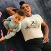 Serena Williams avec sa fille Olympia le 21 août 2018.