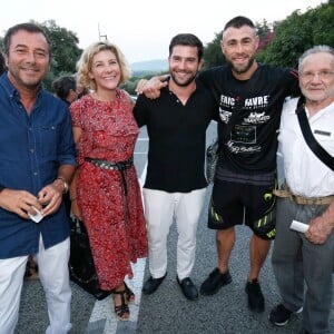 Exclusif - Bernard Montiel, guest - Francis Cabrel en concert lors du festival de Ramatuelle le 2 aout 2018. C'est la première fois qu'il vient chanter au festival de Ramatuelle © Luc Boutria/Nice Matin /Bestimage02/08/2018 - Ramatuelle