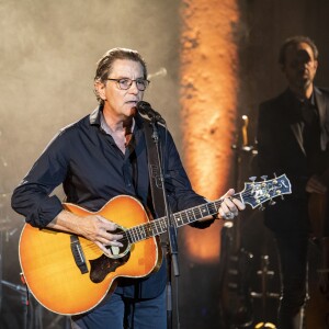 Exclusif - Francis Cabrel - Francis Cabrel en concert lors du festival de Ramatuelle le 2 aout 2018. C'est la première fois qu'il vient chanter au festival de Ramatuelle. © Cyril Bruneau/Bestimage02/08/2018 - Ramatuelle