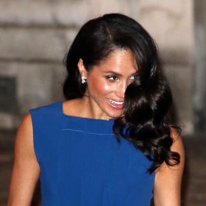 Le prince Harry, duc de Sussex, et Meghan Markle, duchesse de Sussex, à la sortie du gala musical "100 Days to Peace", célébrant le centenaire de la fin de la première guerre mondiale à Central Hall Westminster.