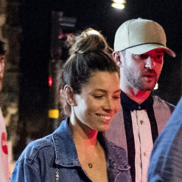 Exclusif - Justin Timberlake et sa femme Jessica Biel sortent du "Beirut Cafe" où ils sont allés boire un verre avec des amis. Stockholm, le 1er août 2018.
