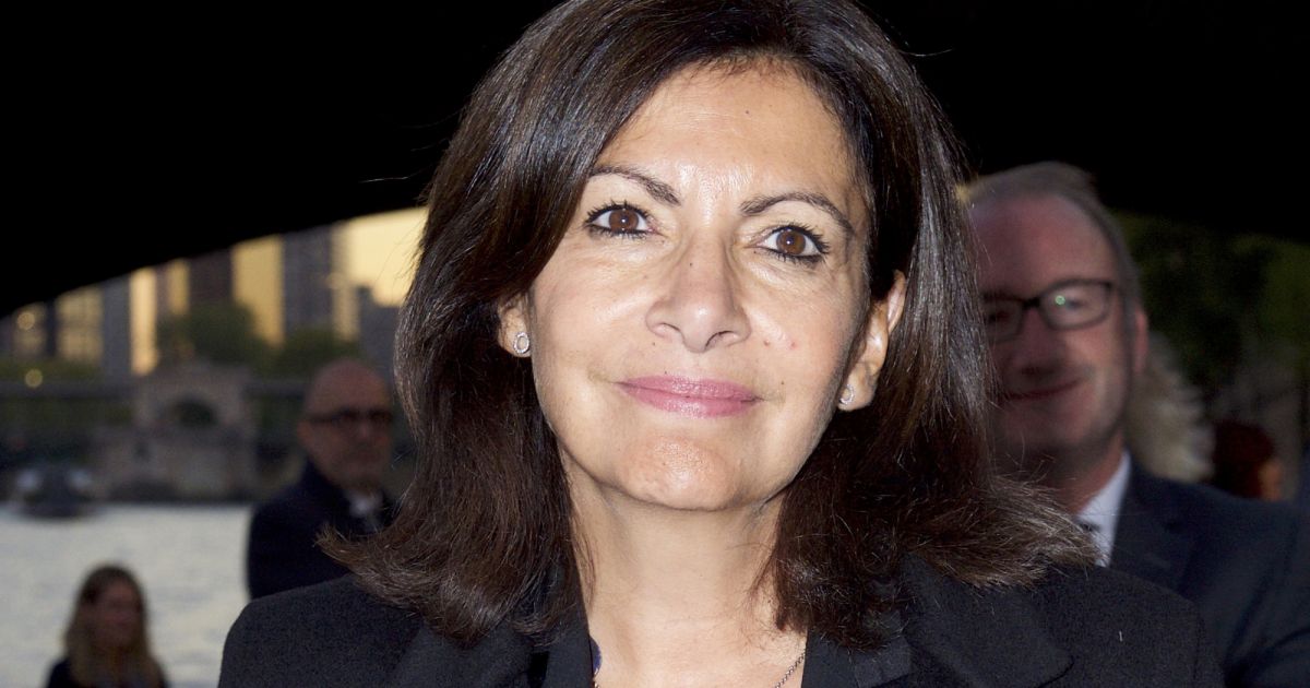 Exclusif - Madame le Maire de Paris Anne Hidalgo - Baptême du bateau