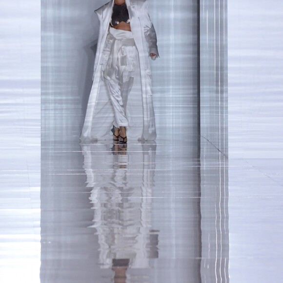 Cara Delevingne - Défilé Balmain, collection printemps-été 2019 à l'Hôtel de Ville. Paris, le 28 septembre 2018.