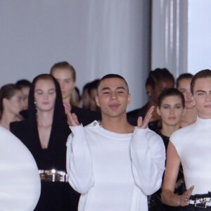 Cara Delevingne - Défilé Balmain, collection printemps-été 2019 à l'Hôtel de Ville. Paris, le 28 septembre 2018.