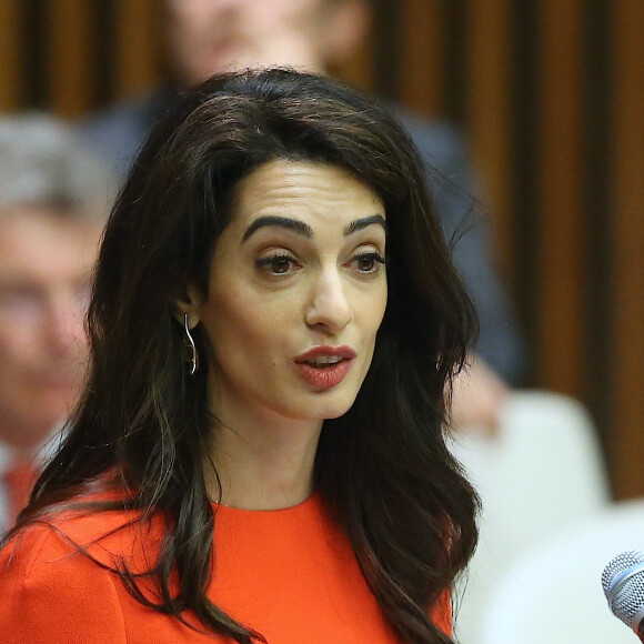 Amal Clooney lors d'un discours aux Nations Unies sur le thème de la justice et de la démocratie à New York le 28 septembre 2018. © Morgan Dessalles / Bestimage