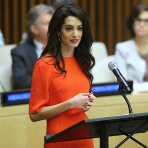 Amal Clooney lors d'un discours aux Nations Unies sur le thème de la justice et de la démocratie à New York le 28 septembre 2018. © Morgan Dessalles / Bestimage