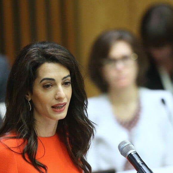 Amal Clooney lors d'un discours aux Nations Unies sur le thème de la justice et de la démocratie à New York le 28 septembre 2018. © Morgan Dessalles / Bestimage