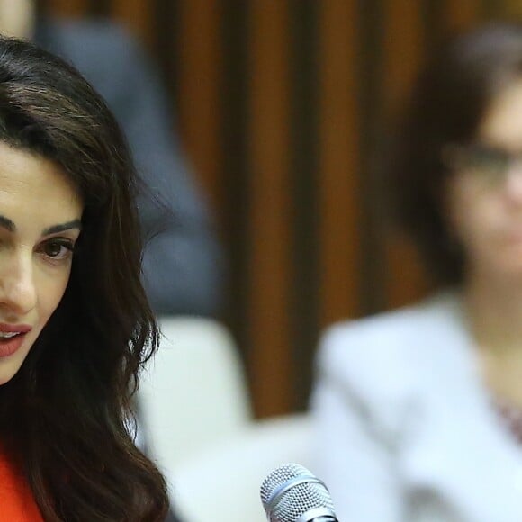 Amal Clooney lors d'un discours aux Nations Unies sur le thème de la justice et de la démocratie à New York le 28 septembre 2018. © Morgan Dessalles / Bestimage