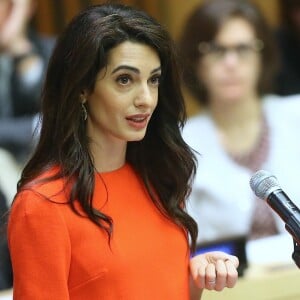 Amal Clooney lors d'un discours aux Nations Unies sur le thème de la justice et de la démocratie à New York le 28 septembre 2018. © Morgan Dessalles / Bestimage