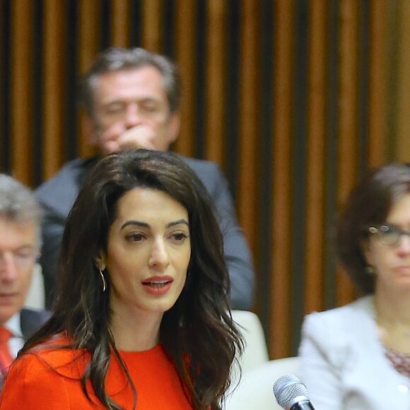 Amal Clooney lors d'un discours aux Nations Unies sur le thème de la justice et de la démocratie à New York le 28 septembre 2018. © Morgan Dessalles / Bestimage