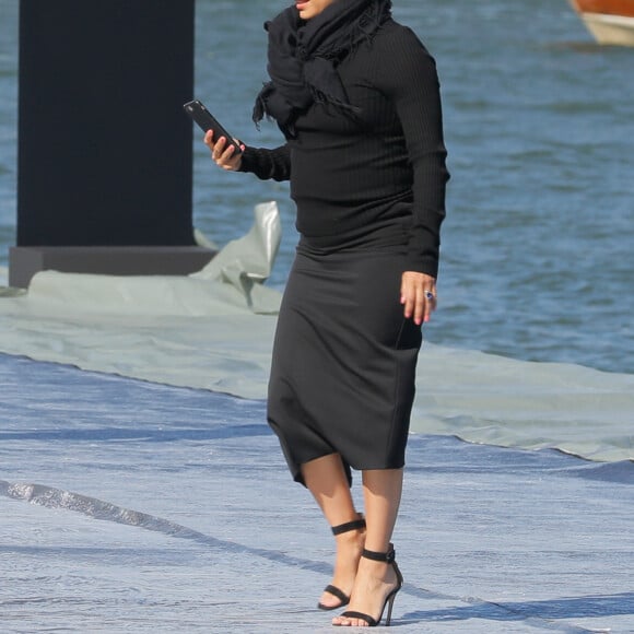 Eva Longoria en répétition pour le défilé l'Oréal Paris 2018 sur la Seine le 30 septembre 2018. © CVS / Veeren / Bestimage