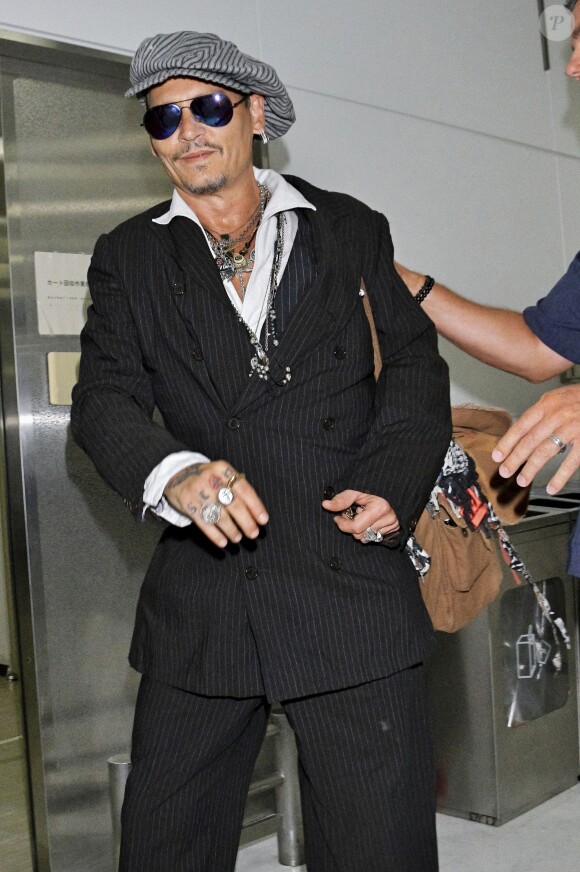 Johnny Depp à son arrivée à l'aéroport de Tokyo. Le 13 septembre 2018 © Future-Image / Zuma Press / Bestimage