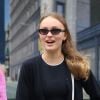 Lily Rose Depp se promène avec une amie dans les rues de New York City, New York, Etats-Unis, le 8 septembre 2018.